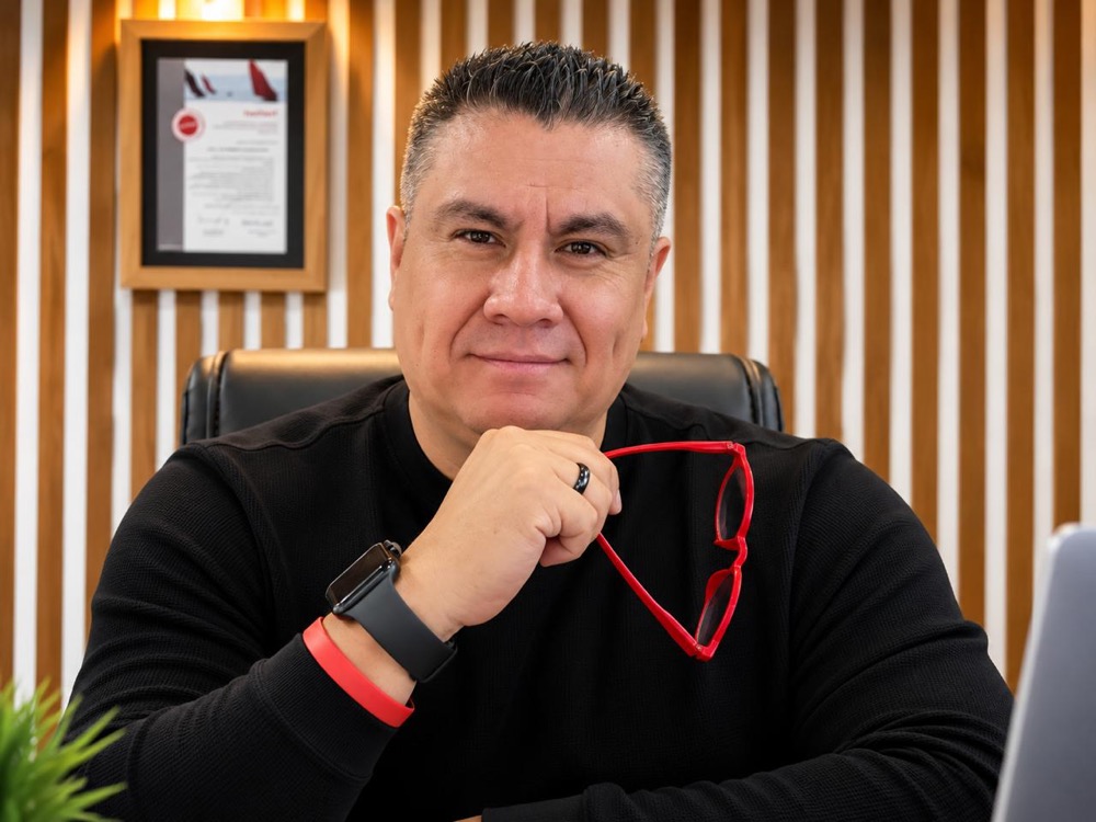 Roberto Cabrera, consultor de negocios en Cuenca, Ecuador